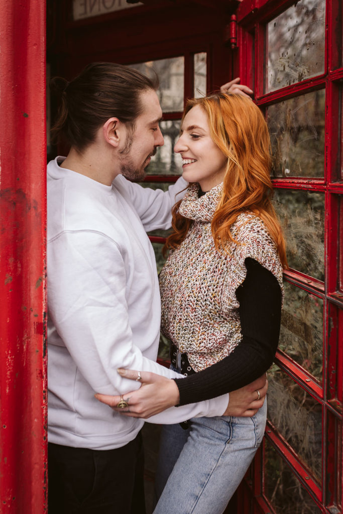 A pre-wedding shoot in London - making use of the iconic red phoneboxes