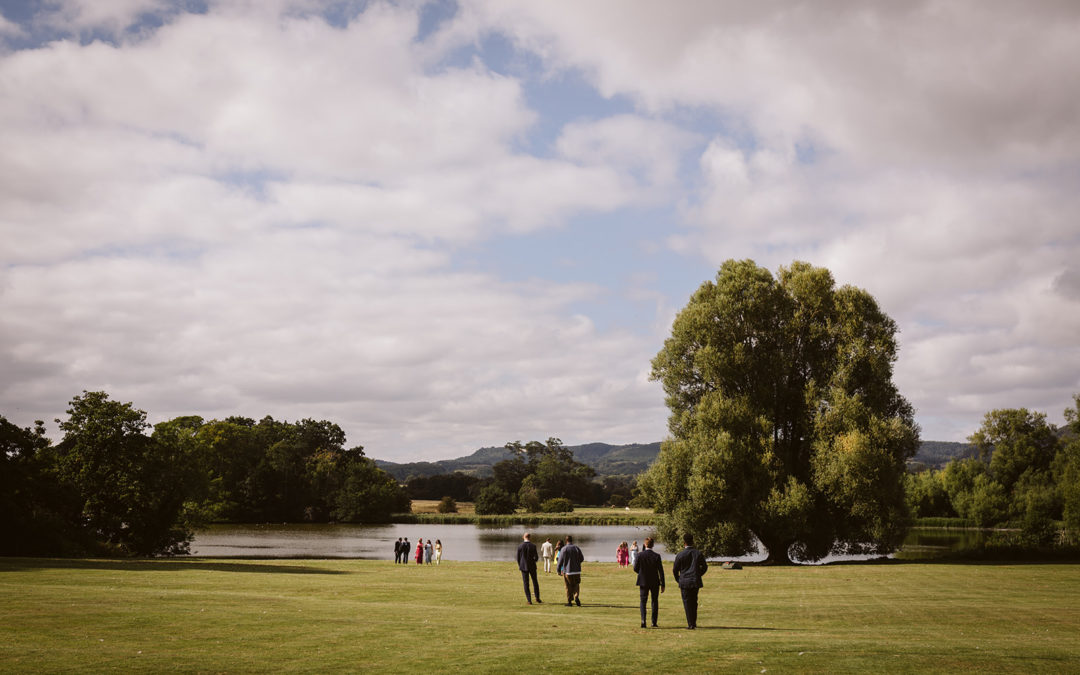 Newburgh Priory Marquee Wedding: Space, Scenery & Properly Relaxed Vibes