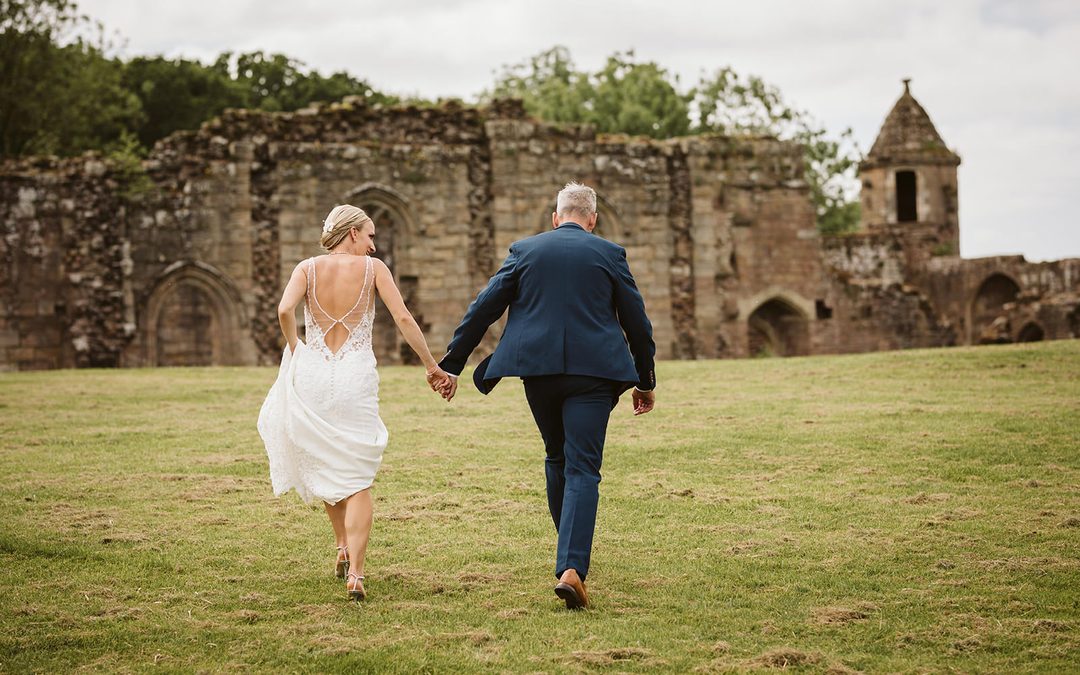 Nat & Martin’s laid-back Spofforth Castle Inn wedding